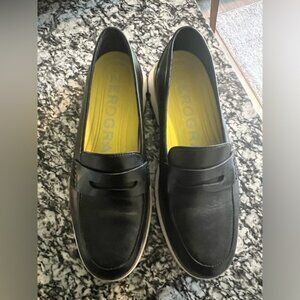 Womens Cole Haan 4 Zerogrand Loafer - Black Leather Size 8 - Worn only once!